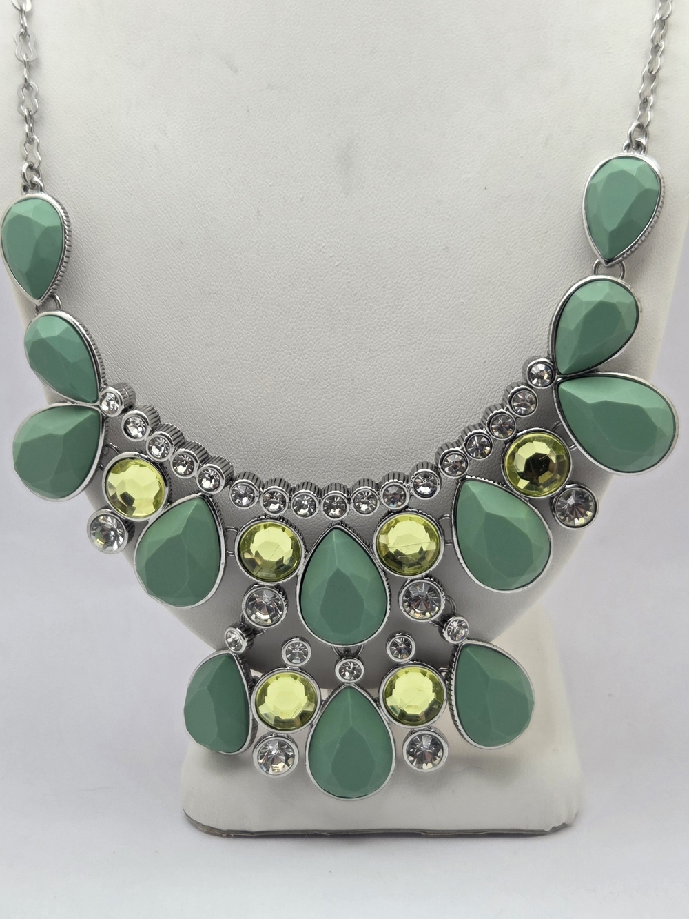lia sophia Green & Lime Teardrop Statement Necklace Silver Tone 26"